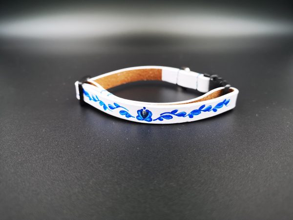 Collar de gato - Antonina Kadyrova